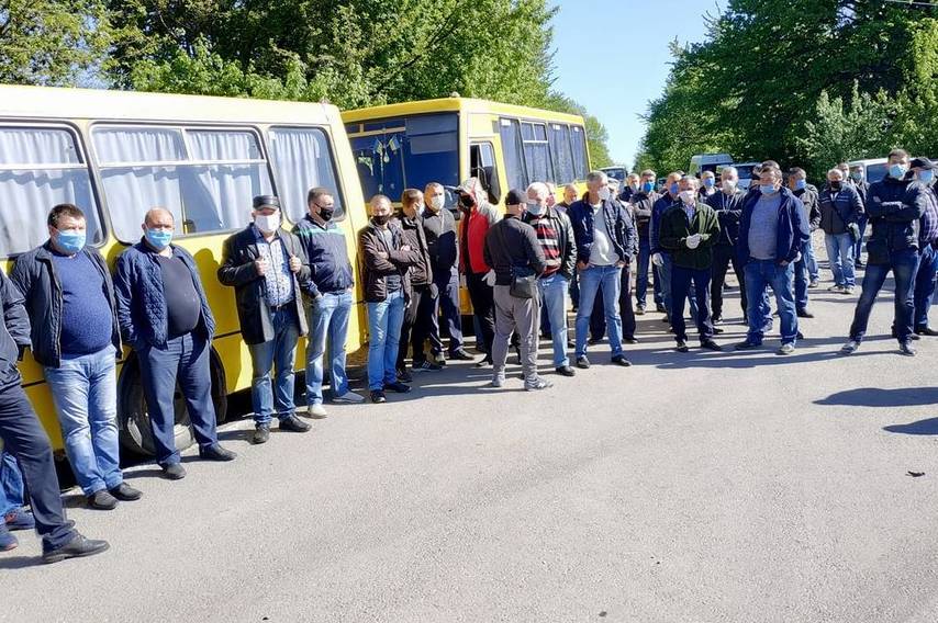 Протест перевізників, або коли чекати міжміського сполучення