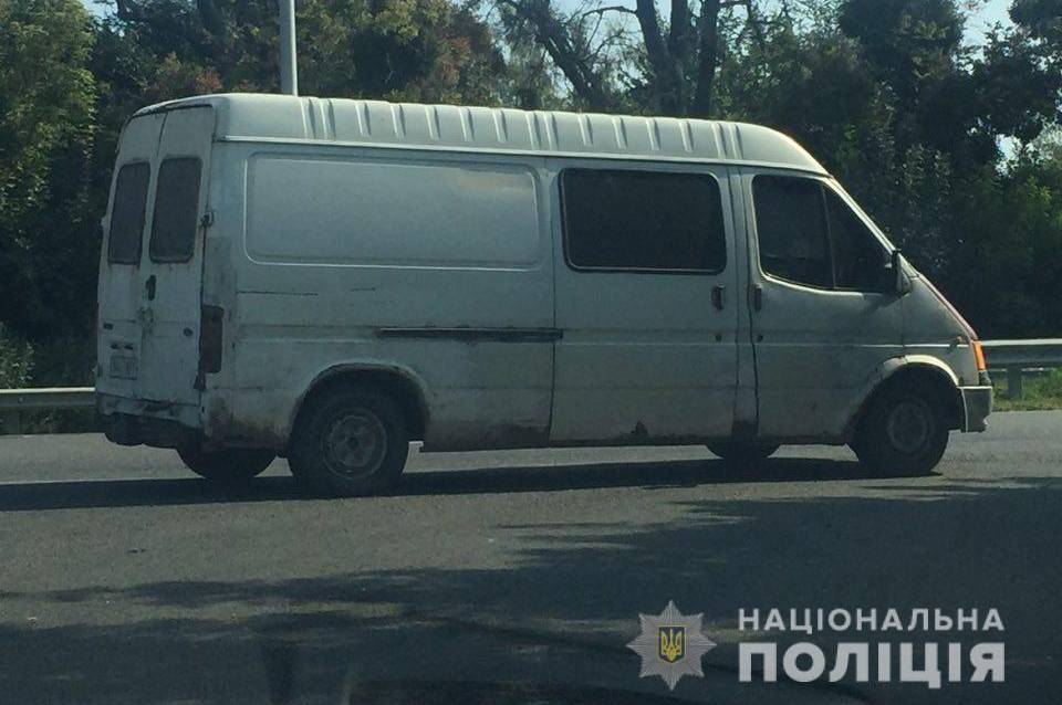 Нетверезий водій, аби уникнути відповідальності, намагався "відкупитися" від патрульних 