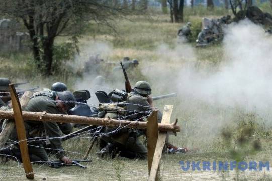 Впродовж двох днів на ставці "Вервольф" триватиме військово-реконструкторський фестиваль 
