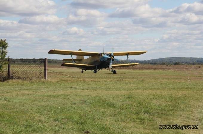 На Вінниччині  із залученням авіації розпочали вакцинацію хижих диких тварин від сказу