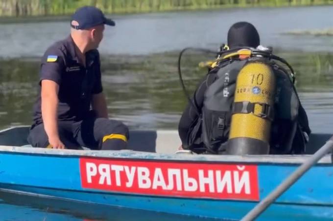 Рятувальники дістали з води тіло 10-річного хлопчика, який затонув 7 липня