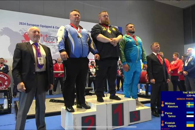 Вінницький атлет Вадим Квасюк здобув бронзу на чемпіонаті Європи з паверліфтингу