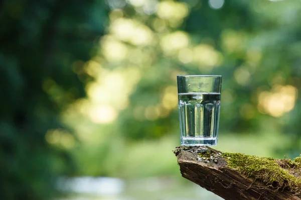 Лікарі назвали кількість води, яку треба пити для здоров’я серця і суглобів