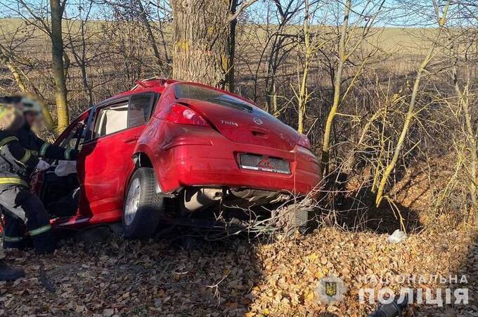 На Вінниччині в ДТП загинула жінка та її малолітній син: подробиці аварії