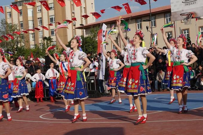 Вінницький ансамбль танцю «Радість» представляв Україну в Туреччині на фестивалі «Троя»