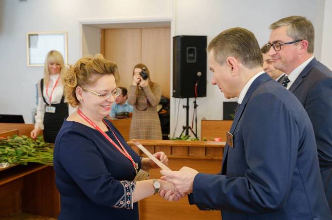 У міській раді привітали працівників органів місцевого самоврядування з професійним днем