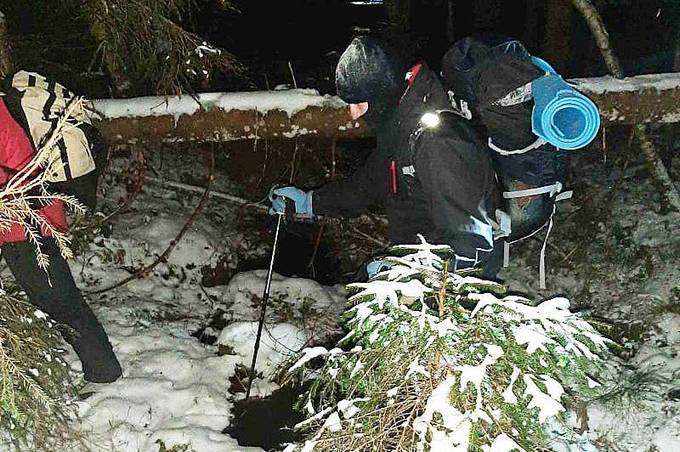 Двоє туристів з Вінниці заблукали у карпатських горах