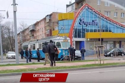 На вулиці Замостянській водій "Mitsubishi" не пропустив трамвай