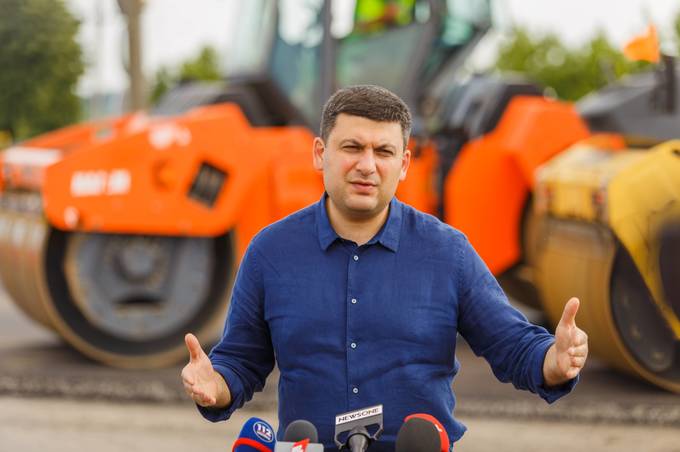 Володимир Гройсман проінспектував роботи по проекту GО Highway у Вінницькій, Тернопільській, Хмельницькій областях