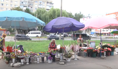 На Юності квіткового базару не буде