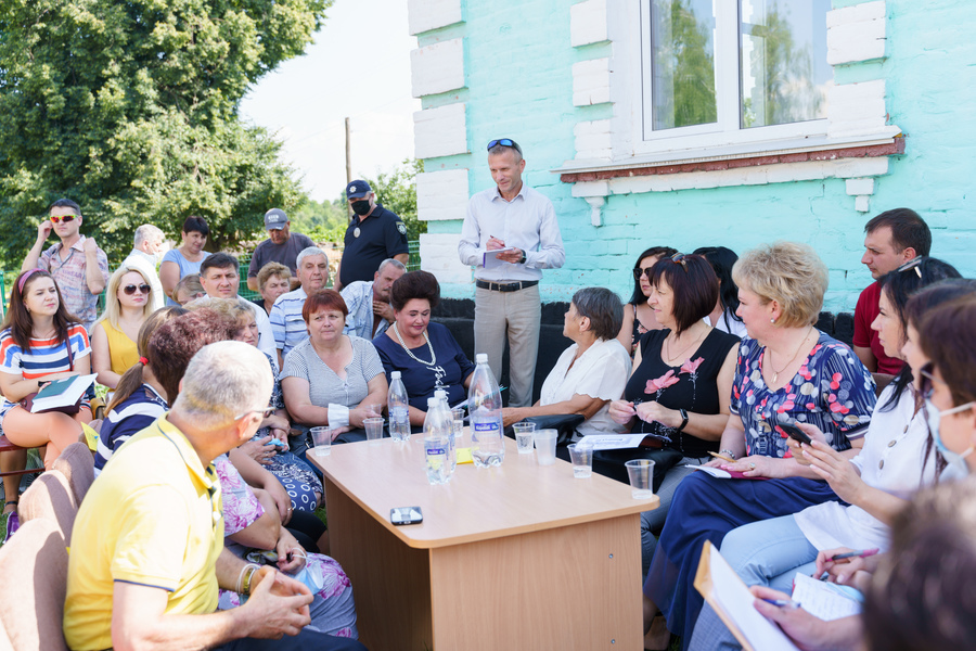 Мешканці Писарівки та Щіток разом з вінничанами обговорили розвиток територій в межах майбутньої ОТГ