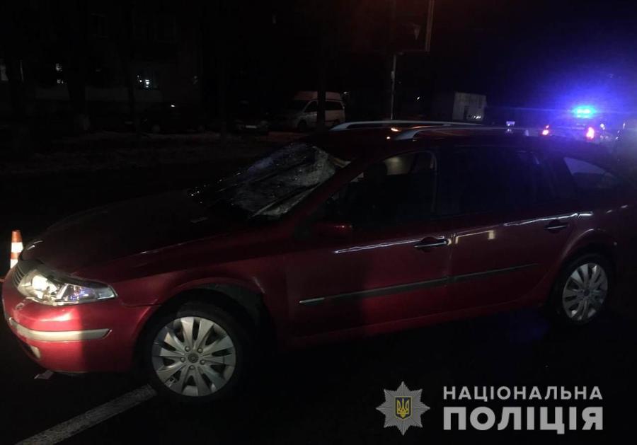 На Київській чоловік потрапив під колеса авто