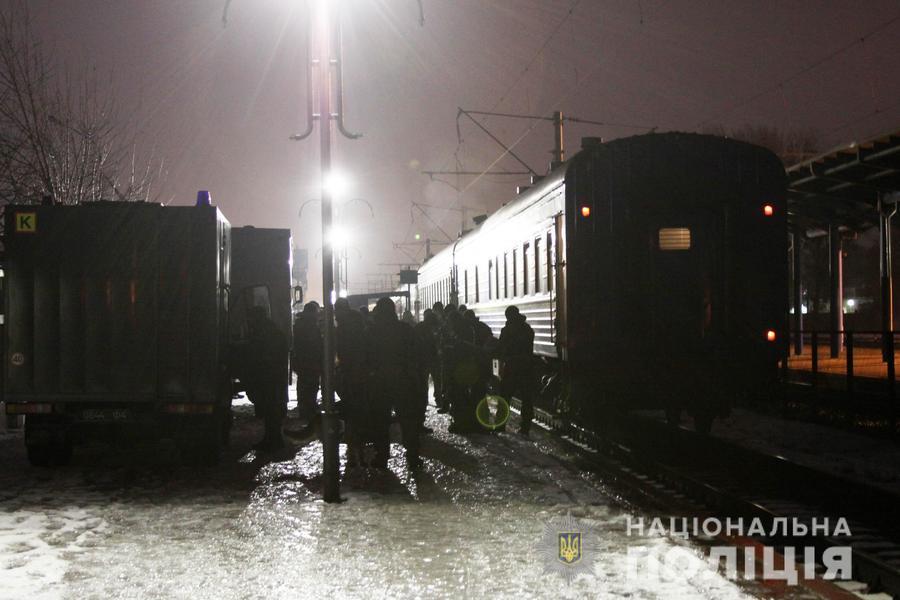 У Вінниці поліцейські та нацгвардійці провели спільні навчання