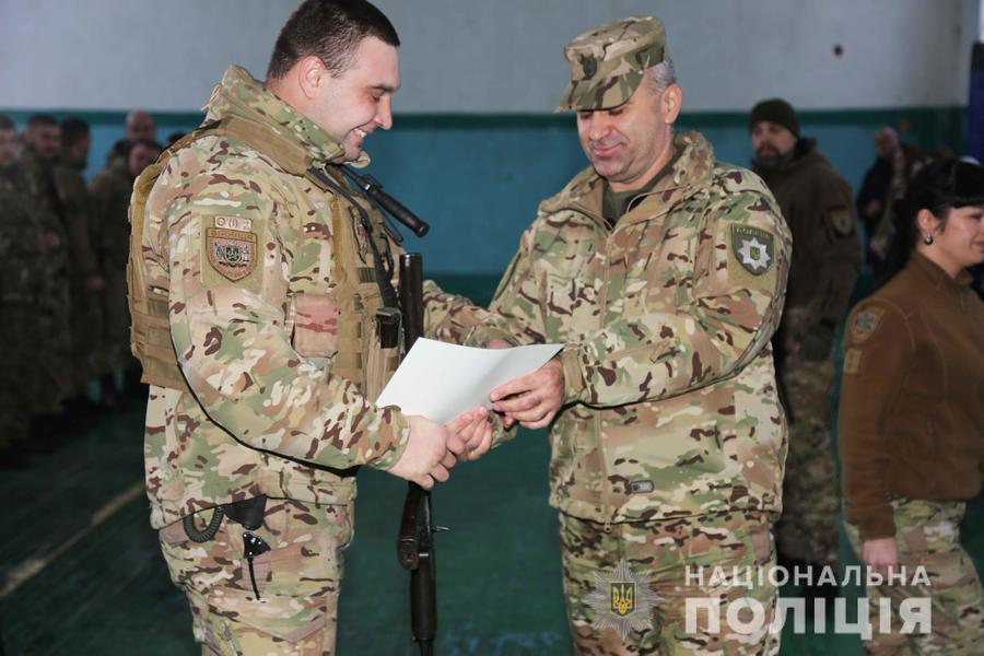 Після трьохмісячної служби на Сході України до Вінниці повернувся зведений загін поліцейських