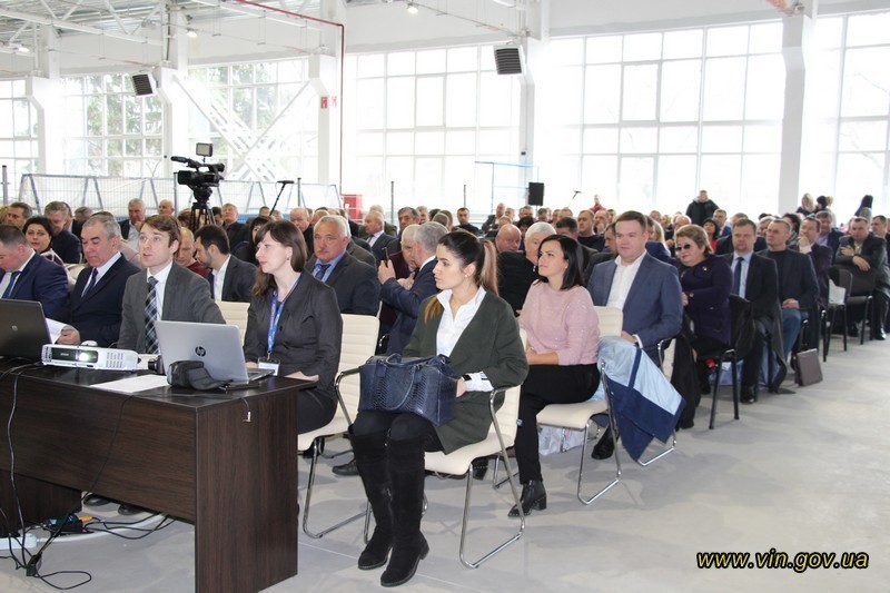 Полювання на працівників відкрито: на вінницькому ринку праці зростає конкуренція серед роботодавців за працівників