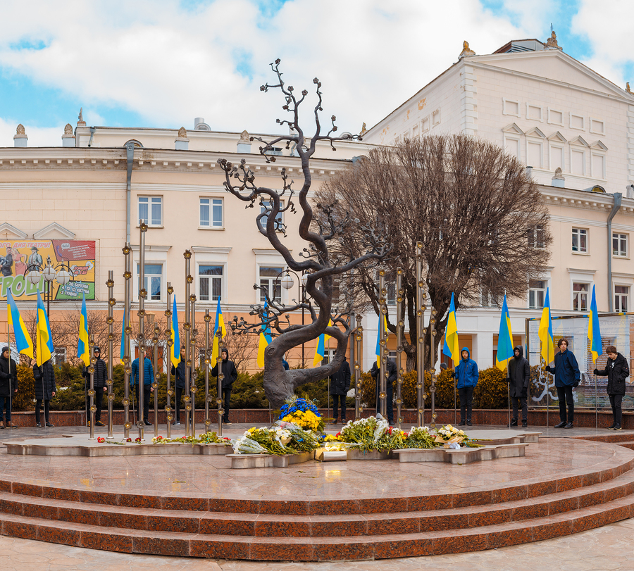 Вінниця вшановує Героїв Небесної Сотні