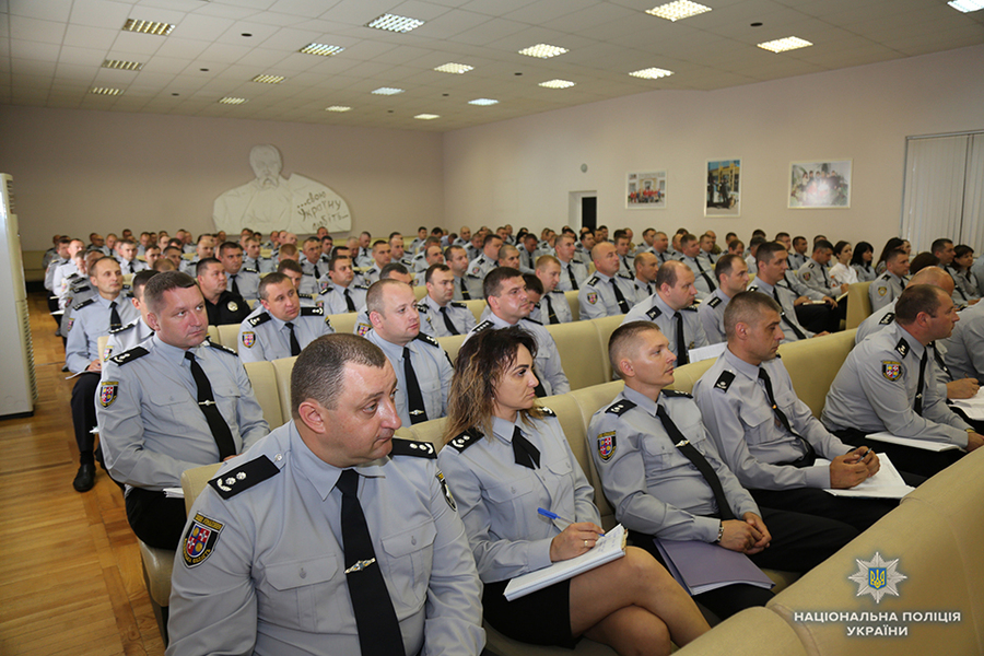 Юрій Педос відзначив поліцейських за проявлену мужність під час виконання службових обов’язків