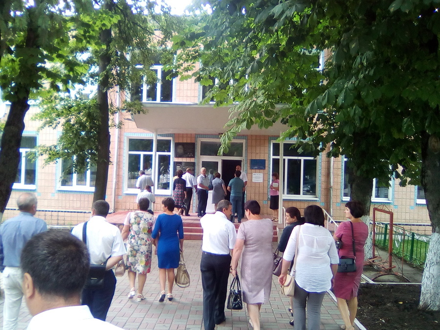 Створена в числі перших Студенянська громада ділиться своїми успіхами і здобутками з сусідами