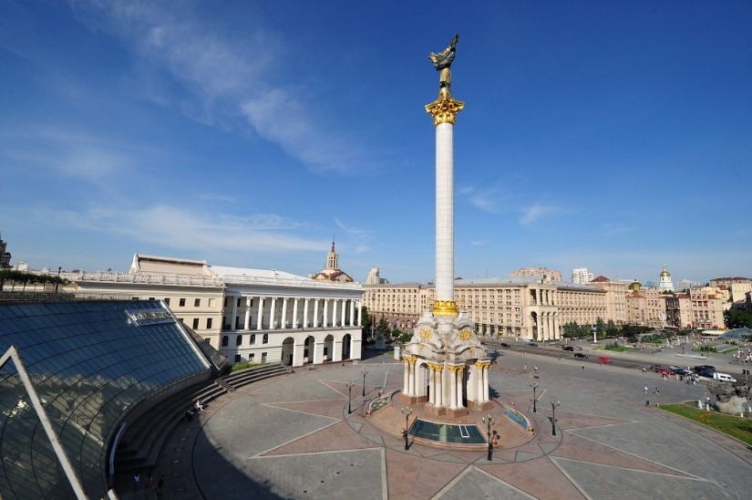 Що необхідно побачити у Києві і де зупинитися на ночівлю