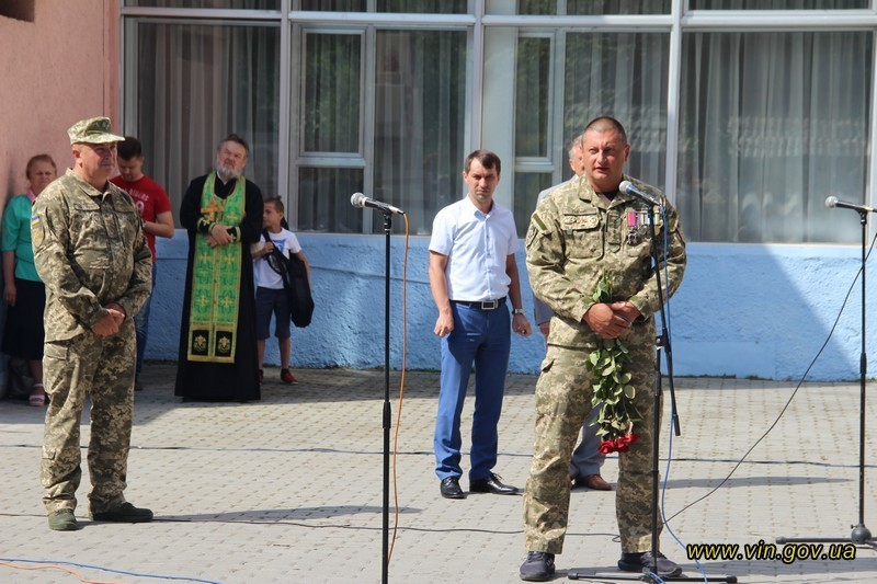 У Вінниці відкрили  пам'ятник військовим медикам