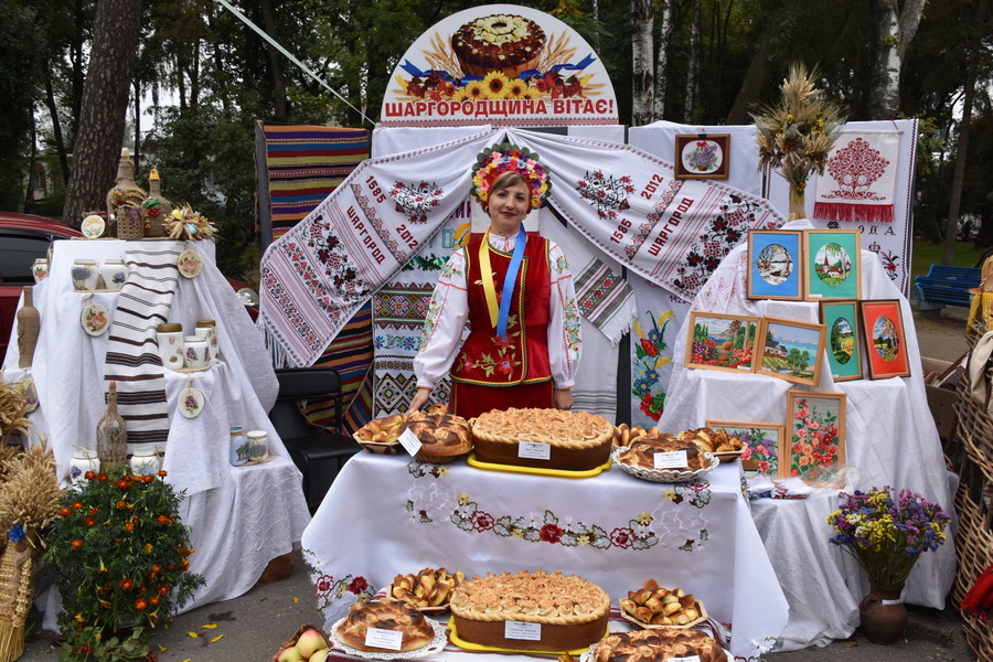 Вінничани відзначають ювілейний День народження рідного міста - фоторепортаж